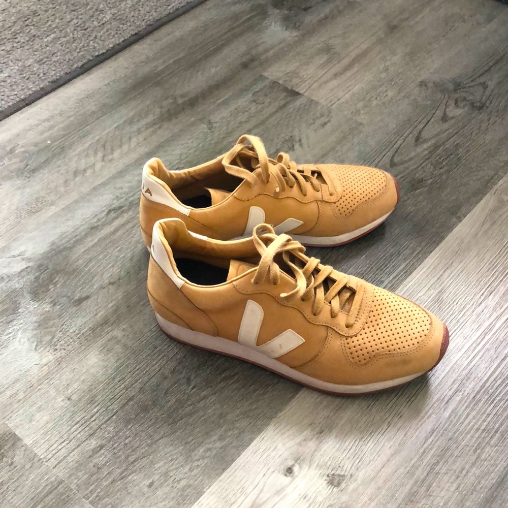 Veja Men’s Sneakers - Rio Branco style